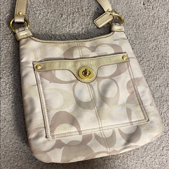 Coach Handbags - 💕 Coach gold jacquard medium crossbody bag 💕